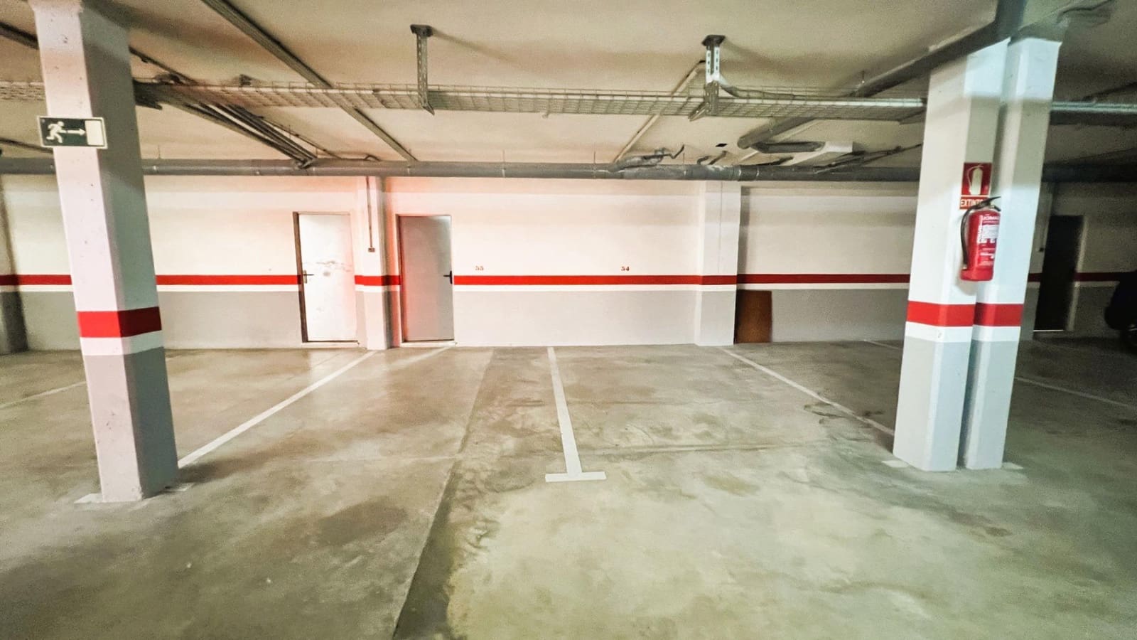 4 soverom Rekkehus til salgs i Castello de la Plana med svømmebasseng - € 450 000 (Ref: 9129848)