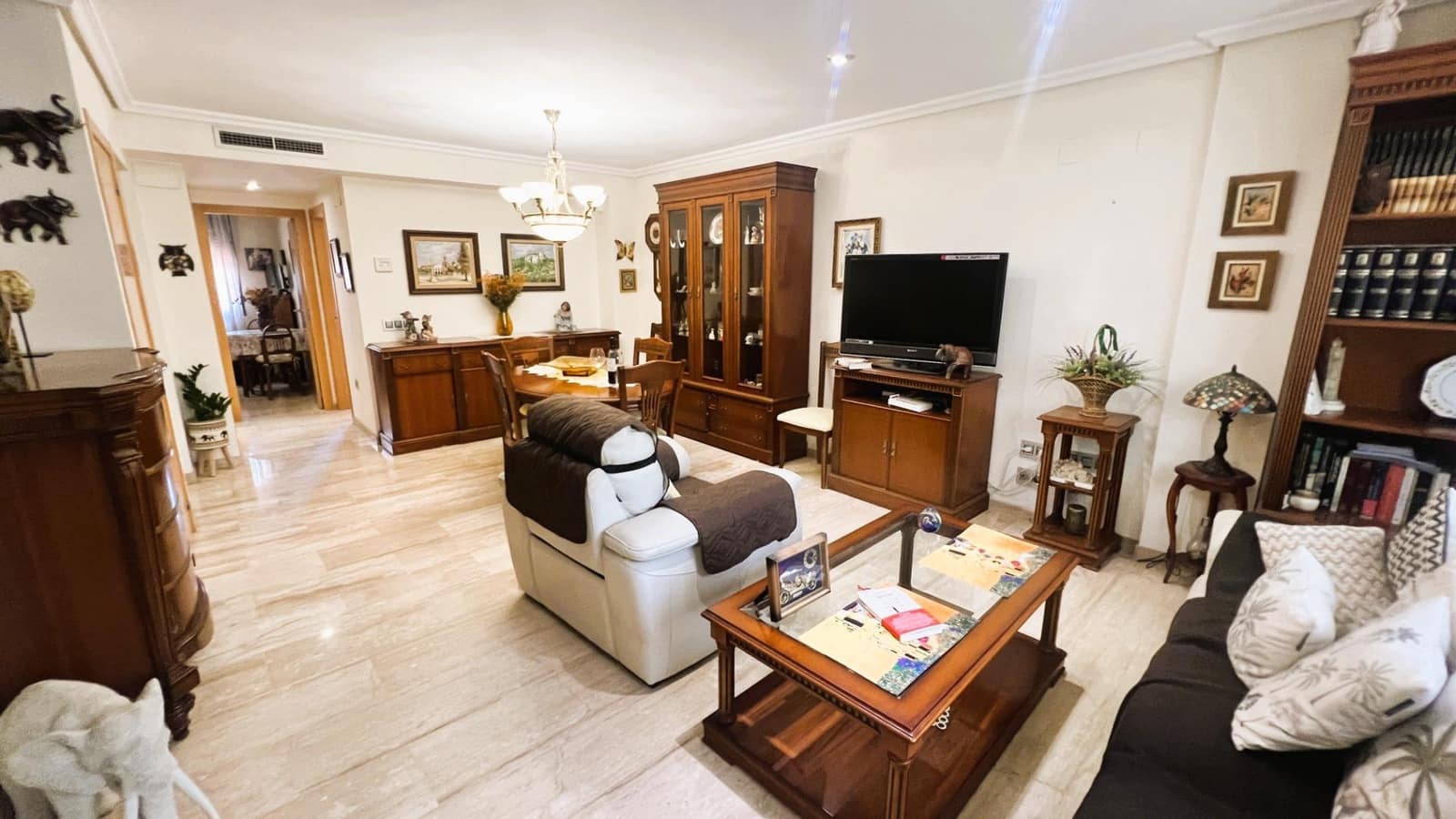 4 soverom Rekkehus til salgs i Castello de la Plana med svømmebasseng - € 450 000 (Ref: 9129848)