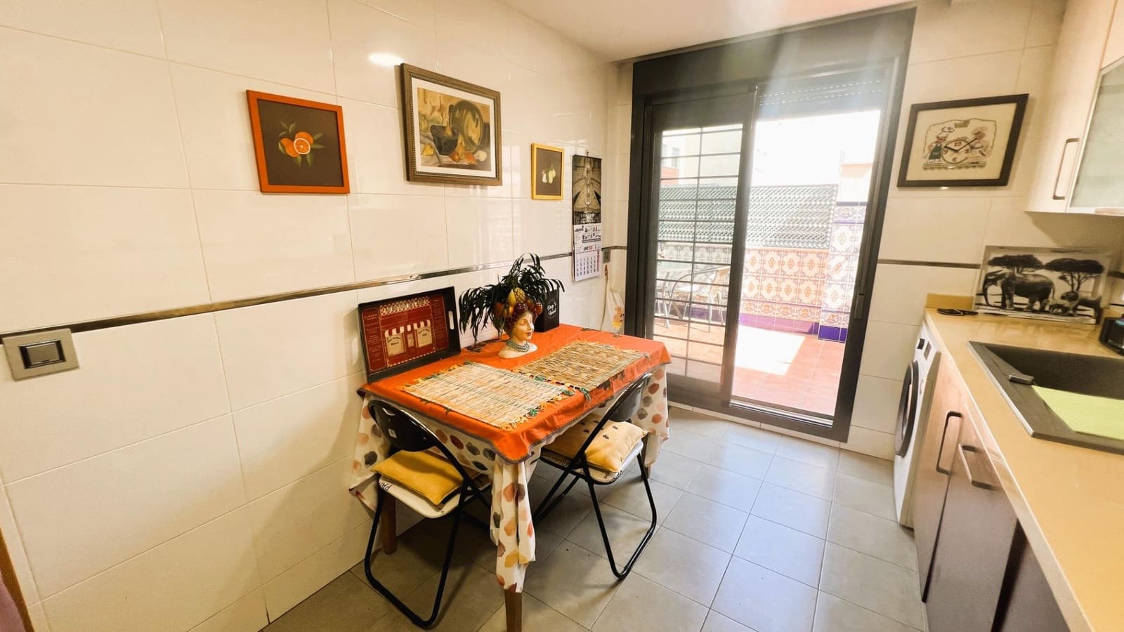 4 soverom Rekkehus til salgs i Castello de la Plana med svømmebasseng - € 450 000 (Ref: 9129848)