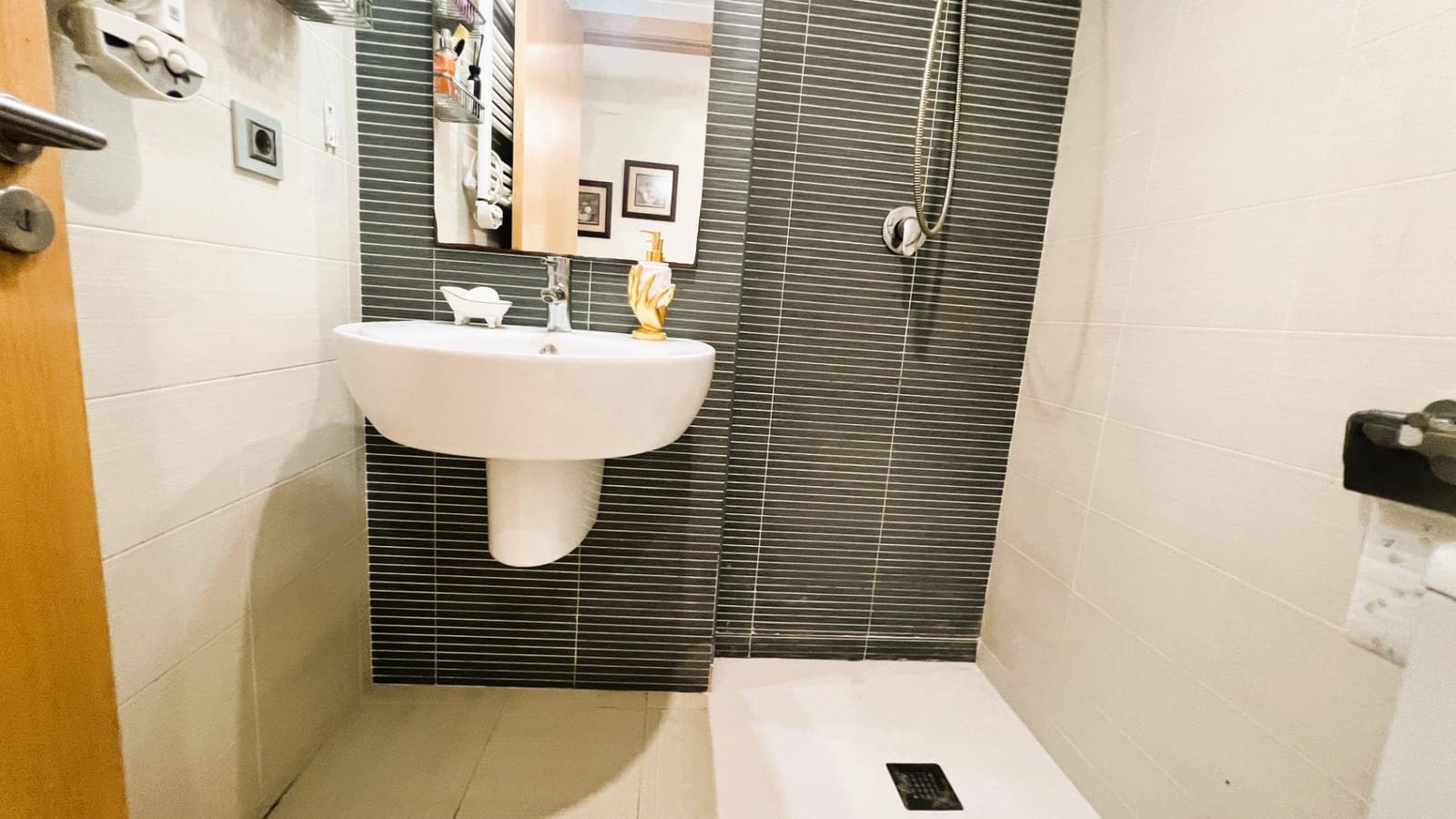 4 soverom Rekkehus til salgs i Castello de la Plana med svømmebasseng - € 450 000 (Ref: 9129848)