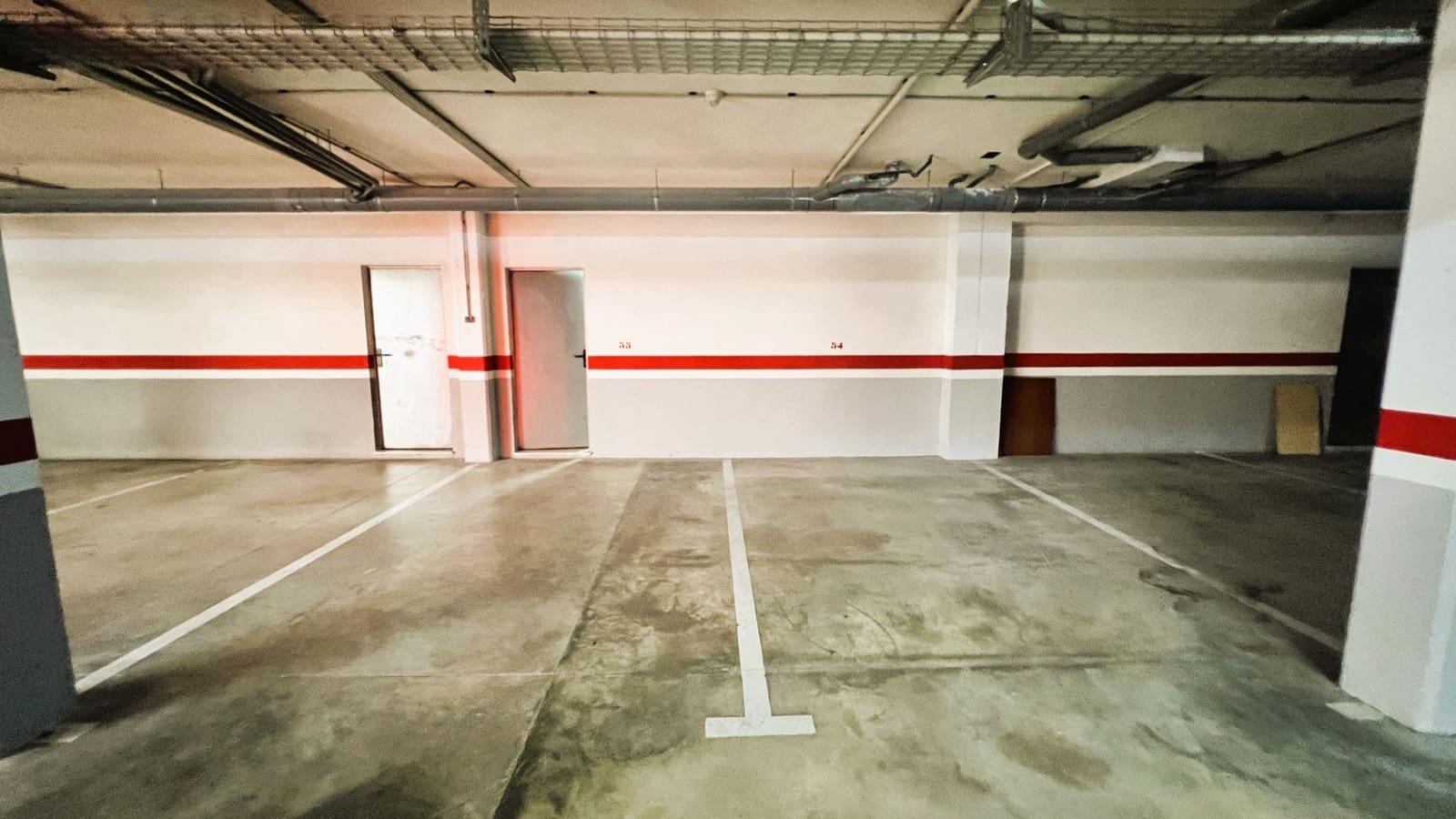 4 soverom Rekkehus til salgs i Castello de la Plana med svømmebasseng - € 450 000 (Ref: 9129848)