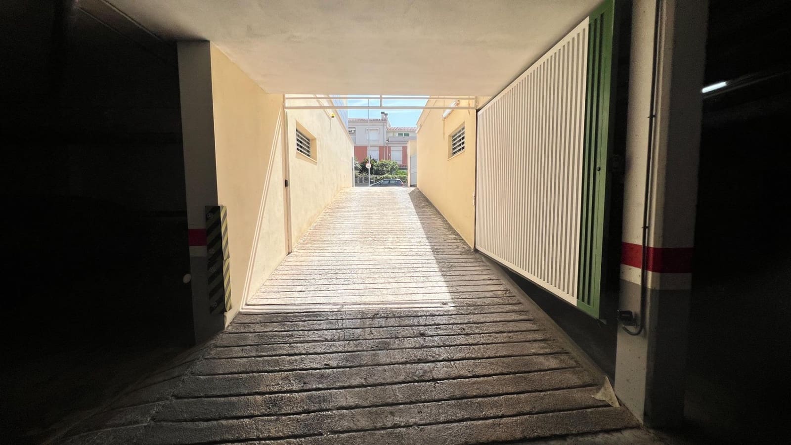 4 soverom Rekkehus til salgs i Castello de la Plana med svømmebasseng - € 450 000 (Ref: 9129848)