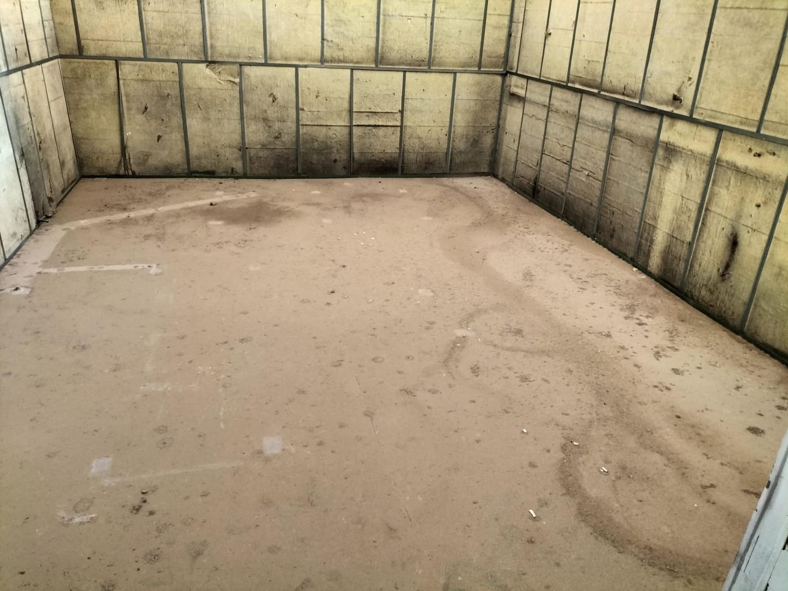 Erhverv til salg i Castello de la Plana - € 270.000 (Ref: 9132523)