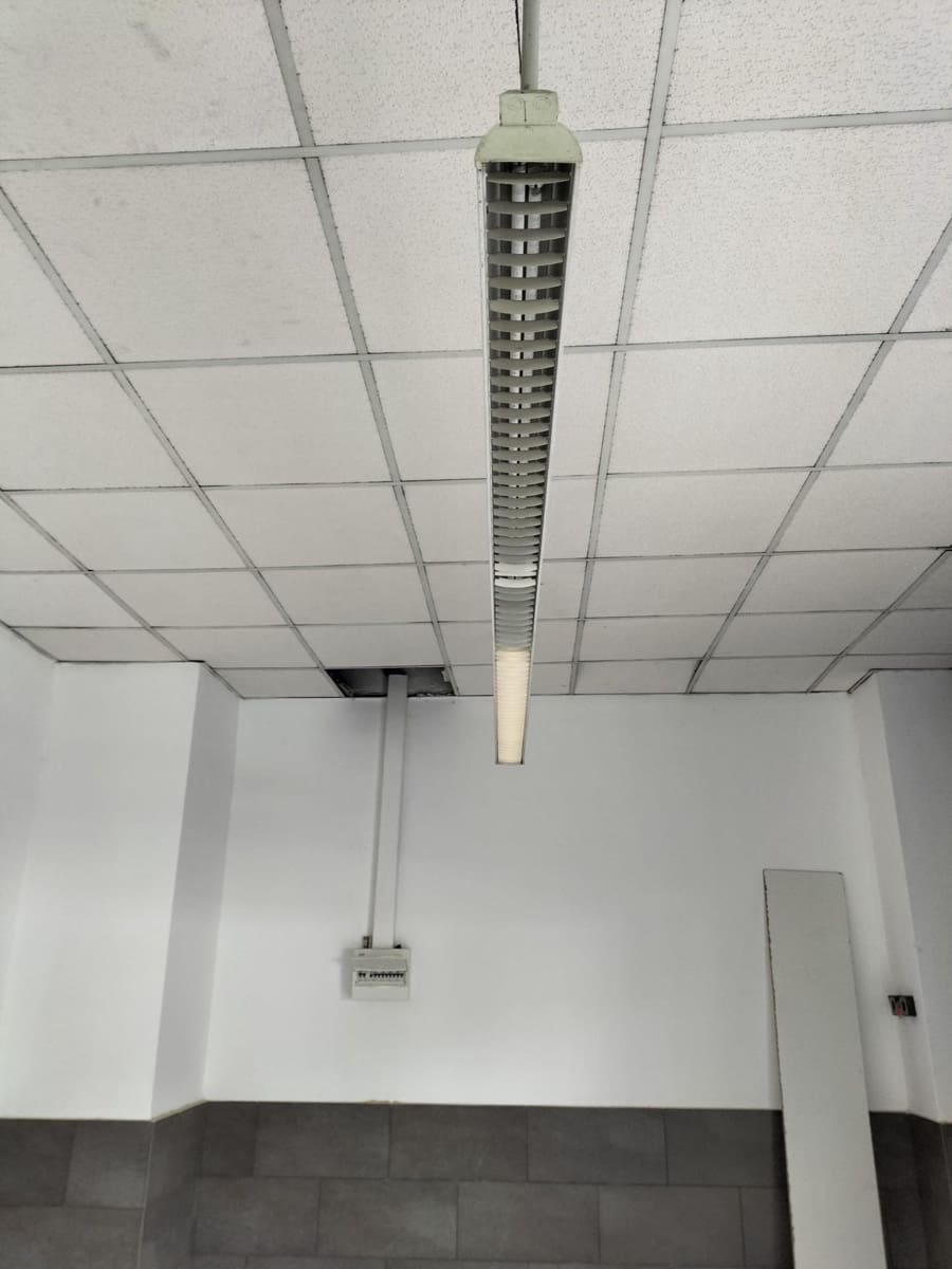 Erhverv til salg i Castello de la Plana - € 270.000 (Ref: 9132523)