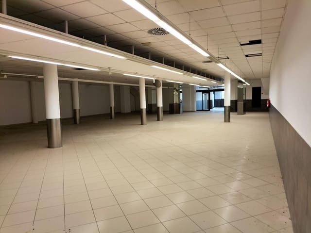 Erhverv til salg i Sur, Castelló de la Plana - € 270.000 (Ref: 9132523)