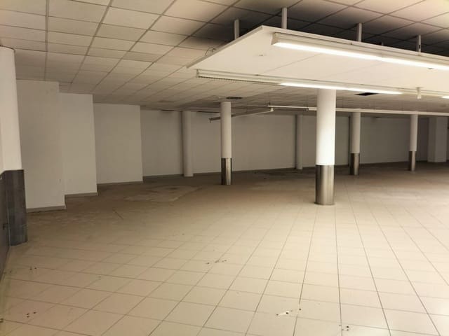 Erhverv til salg i Sur, Castelló de la Plana - € 270.000 (Ref: 9132523)