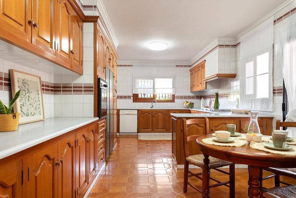 5 quarto Moradia para venda em Benicassim com piscina garagem - 1 800 000 € (Ref: 9132528)