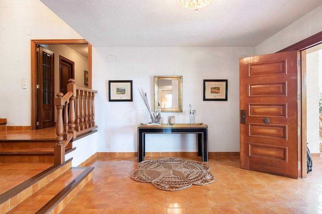 5 quarto Moradia para venda em Benicassim com piscina garagem - 1 800 000 € (Ref: 9132528)