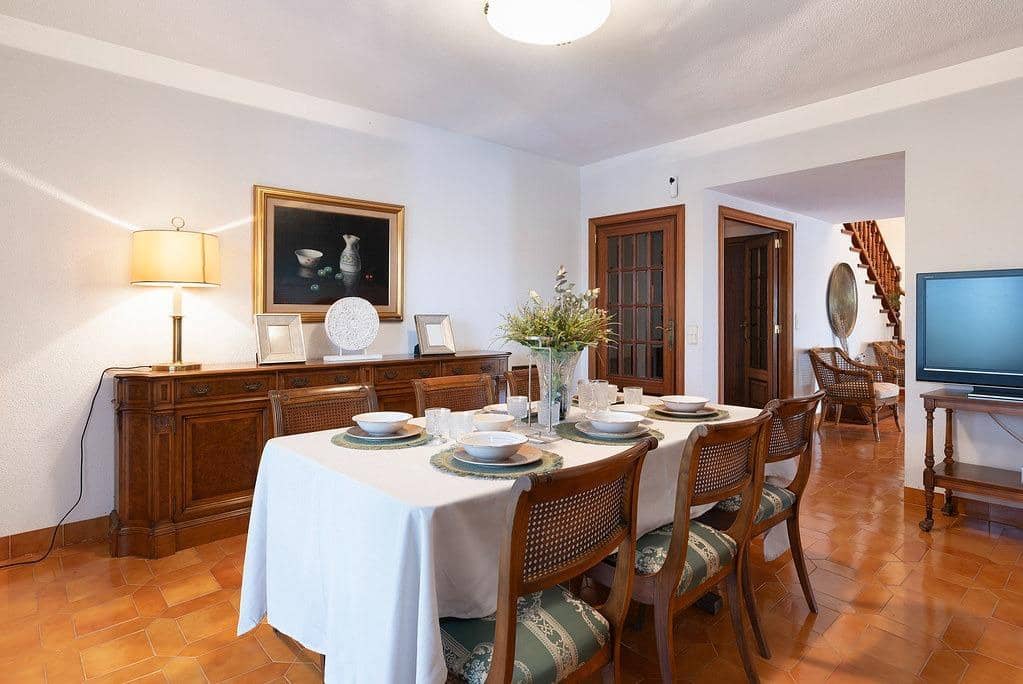 5 quarto Moradia para venda em Benicassim com piscina garagem - 1 800 000 € (Ref: 9132528)