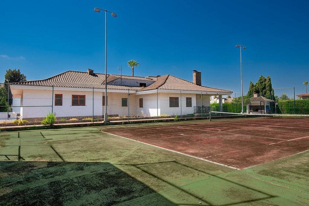 5 quarto Moradia para venda em Benicassim com piscina garagem - 1 800 000 € (Ref: 9132528)