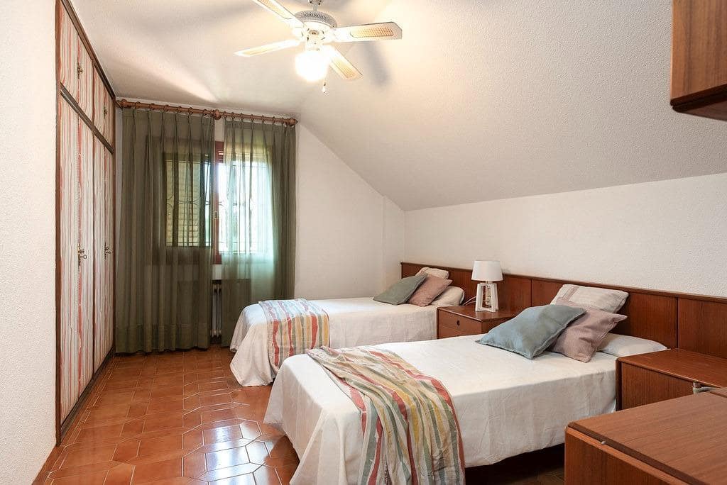 5 quarto Moradia para venda em Benicassim com piscina garagem - 1 800 000 € (Ref: 9132528)