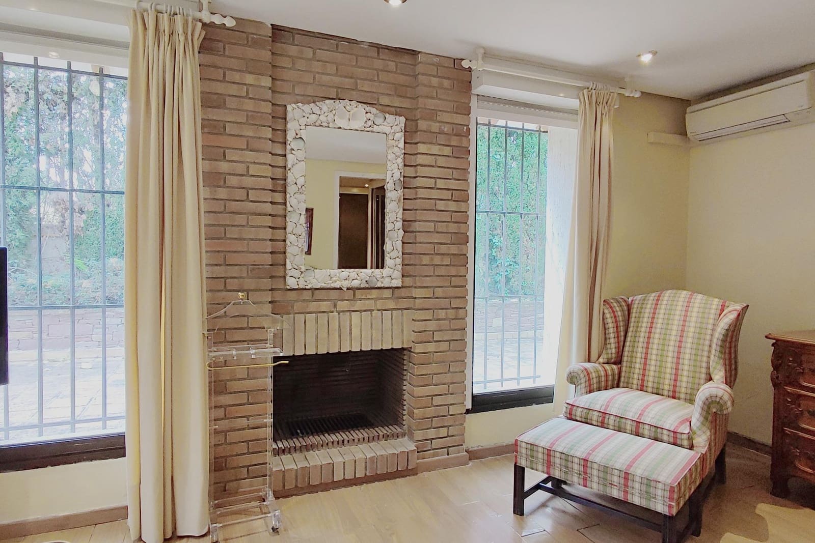 7 bedroom Villa for sale in L'Eliana with pool garage - € 1,295,000 (Ref: 9197840)