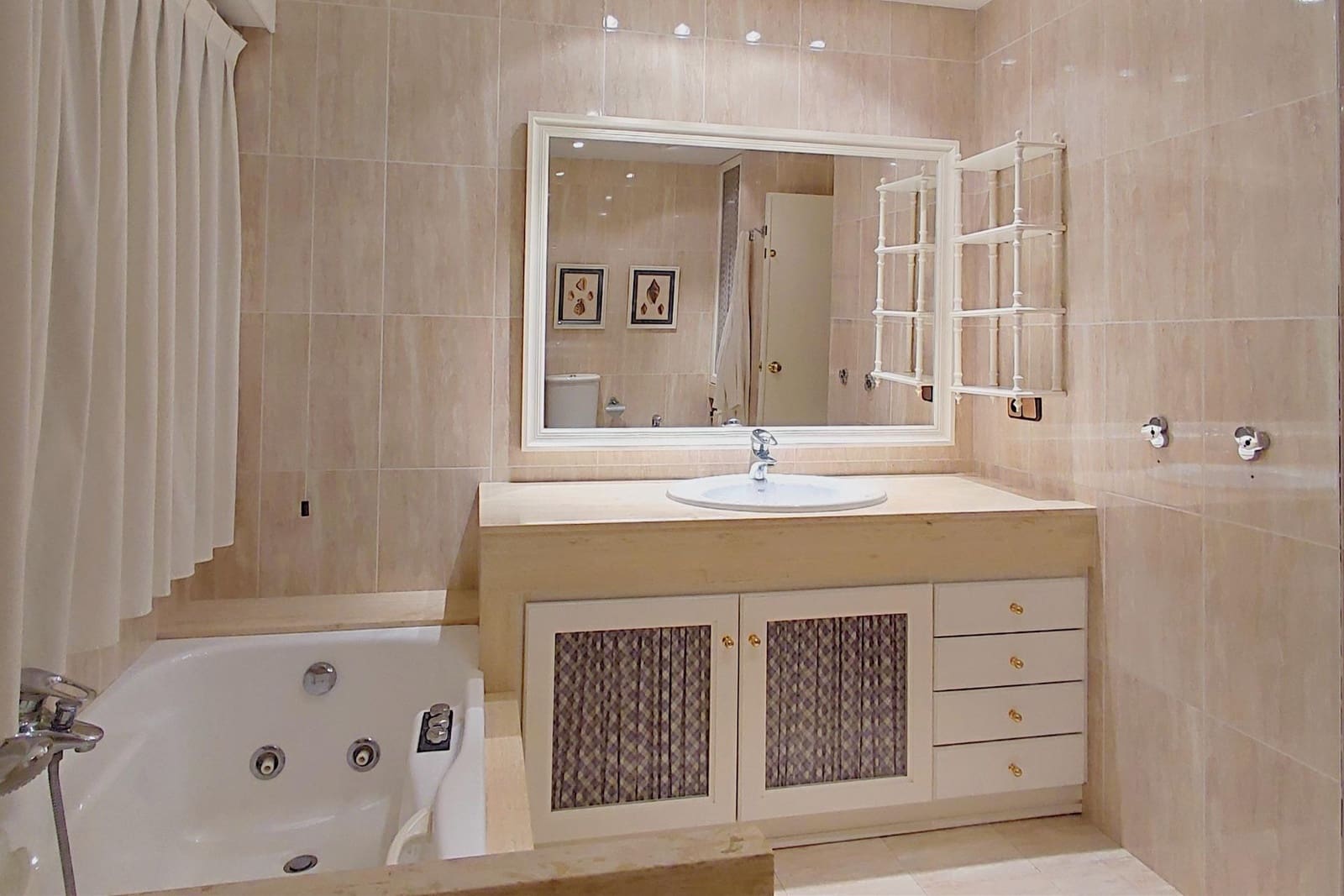 7 sovrum Villa till salu i L'Eliana med pool garage - 1 295 000 € (Ref: 9197840)