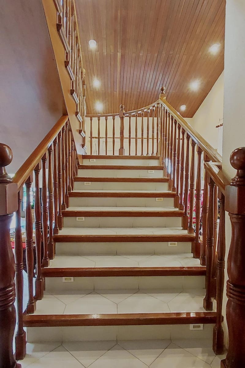 Chalet de 7 habitaciones en L'Eliana en venta con piscina garaje - 1.295.000 € (Ref: 9197840)