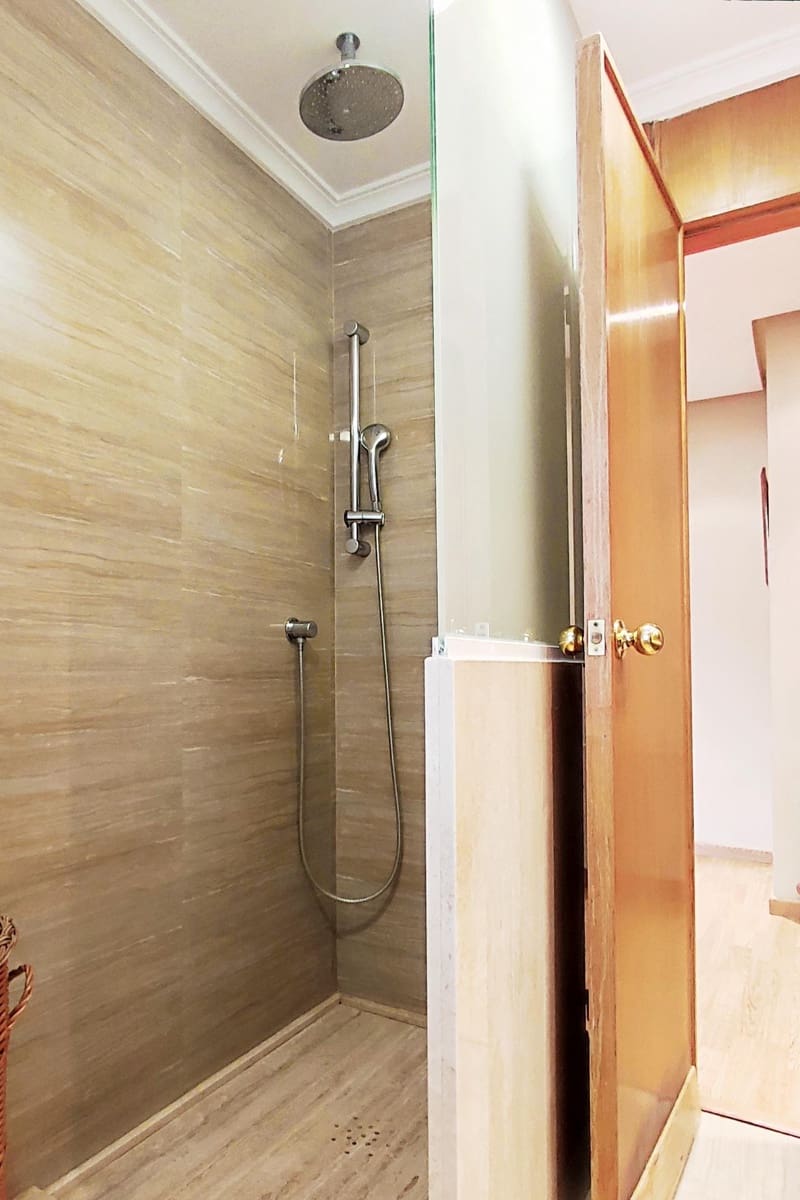 7 Zimmer Villa zu verkaufen in L'Eliana mit Pool Garage - 1.295.000 € (Ref: 9197840)