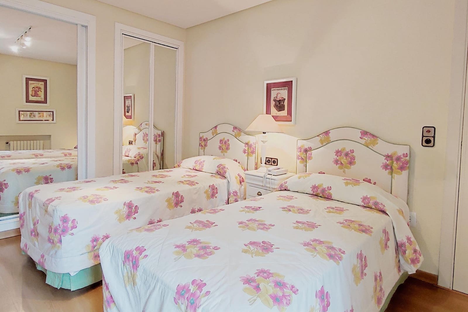 7 Zimmer Villa zu verkaufen in L'Eliana mit Pool Garage - 1.295.000 € (Ref: 9197840)