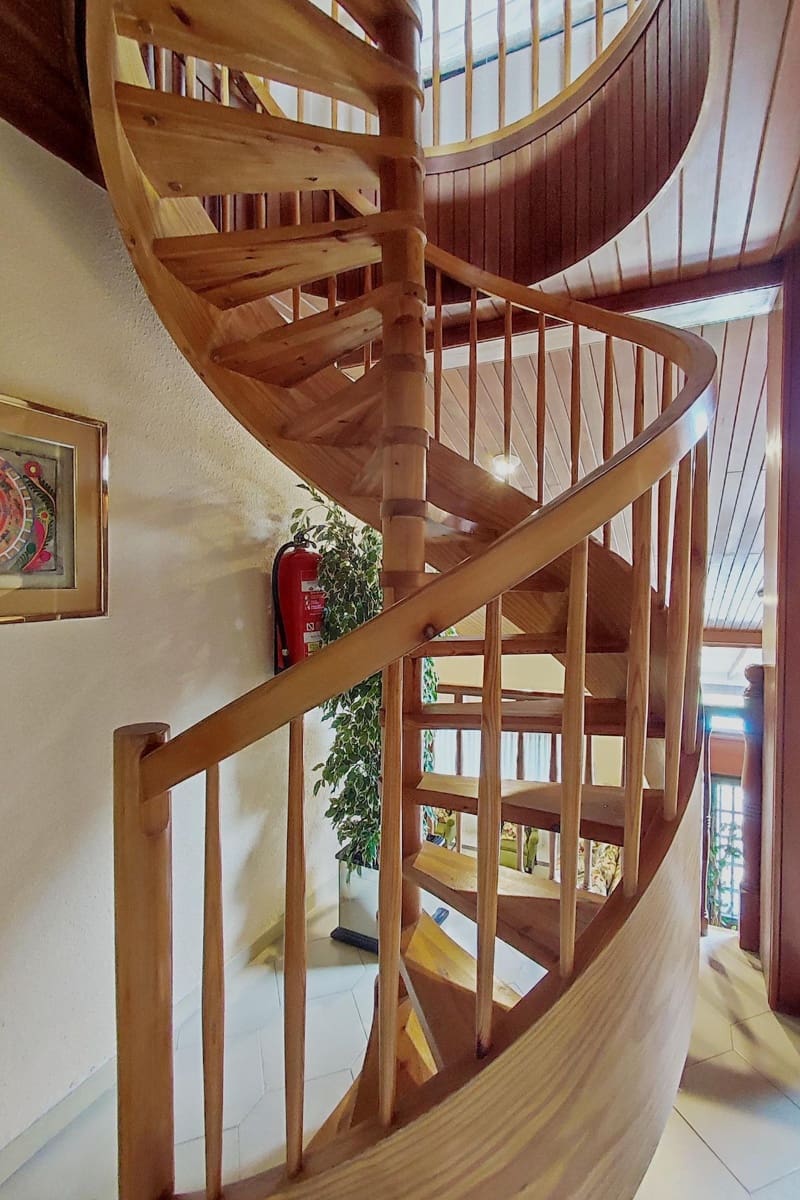 7 Zimmer Villa zu verkaufen in L'Eliana mit Pool Garage - 1.295.000 € (Ref: 9197840)