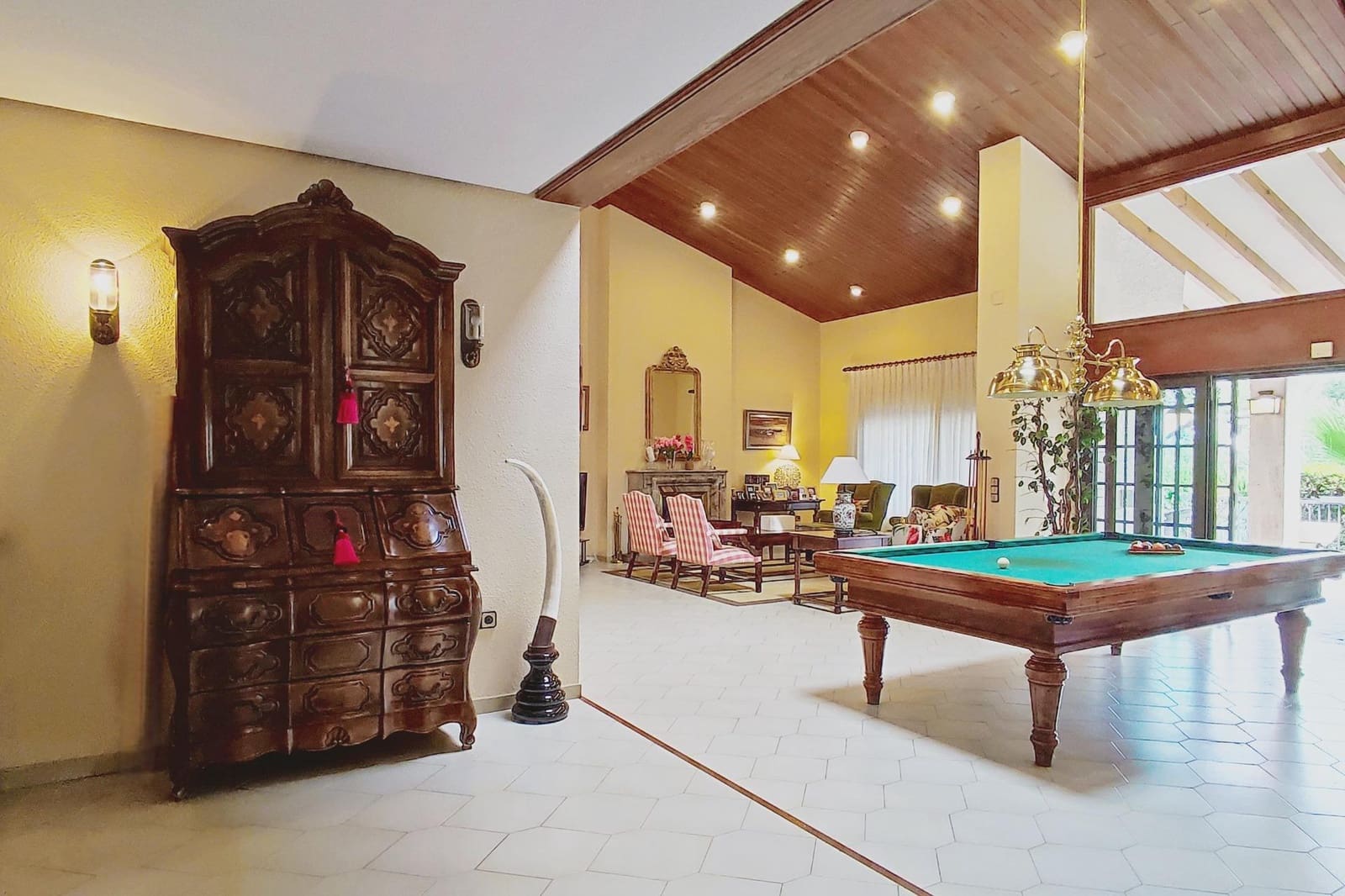 7 Zimmer Villa zu verkaufen in L'Eliana mit Pool Garage - 1.295.000 € (Ref: 9197840)