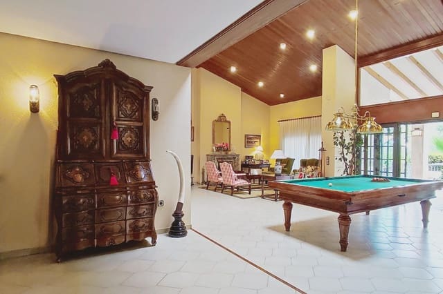 7 sovrum Villa till salu i L'Eliana med pool garage - 1 295 000 € (Ref: 9197840)