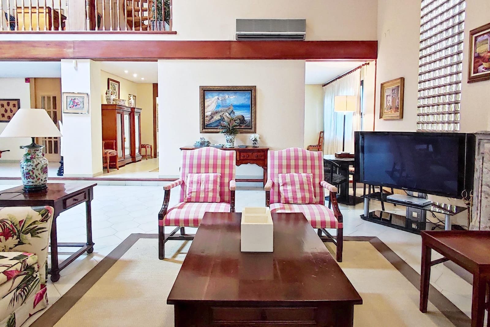 7 Zimmer Villa zu verkaufen in L'Eliana mit Pool Garage - 1.295.000 € (Ref: 9197840)