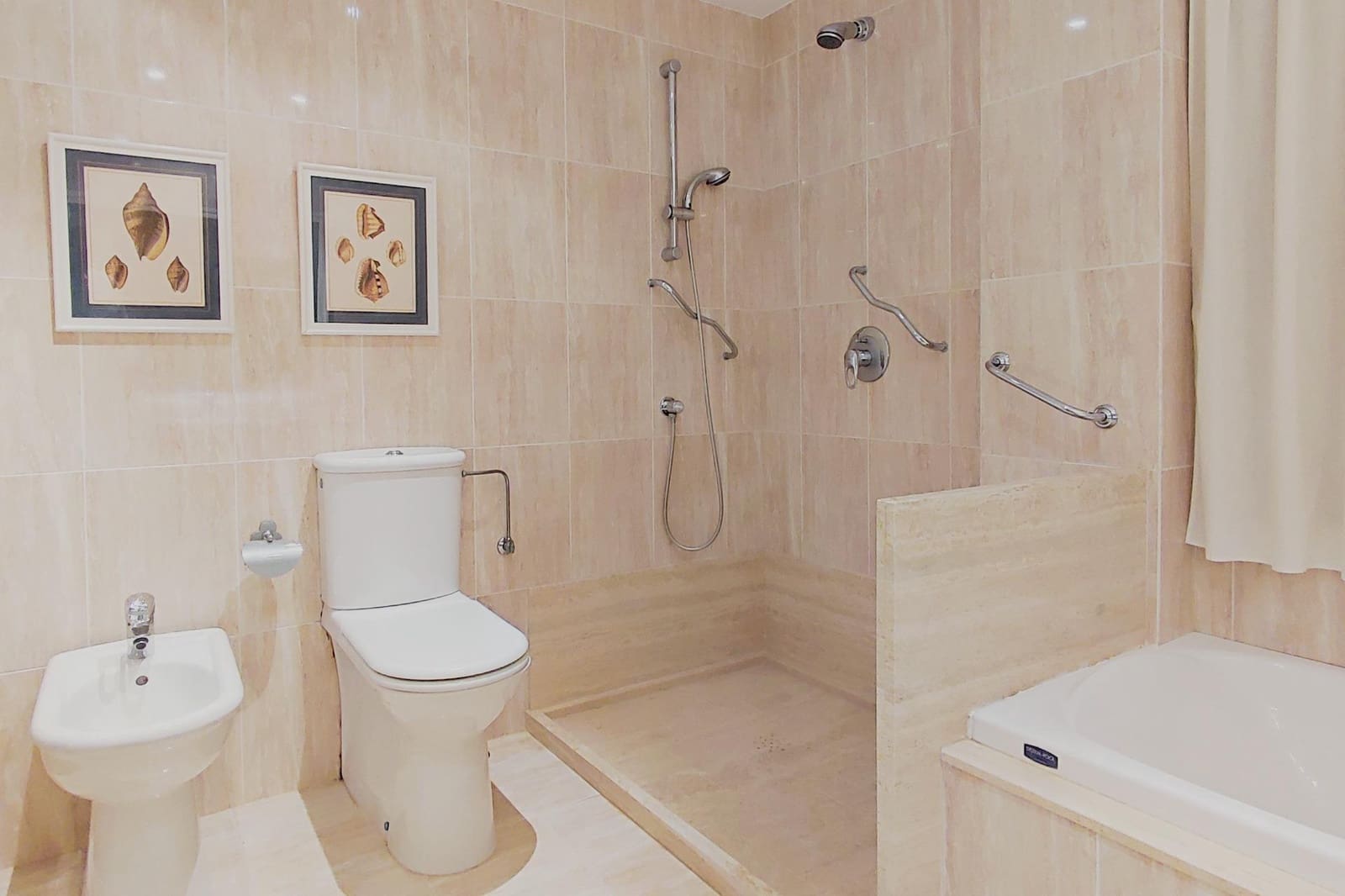 7 Zimmer Villa zu verkaufen in L'Eliana mit Pool Garage - 1.295.000 € (Ref: 9197840)