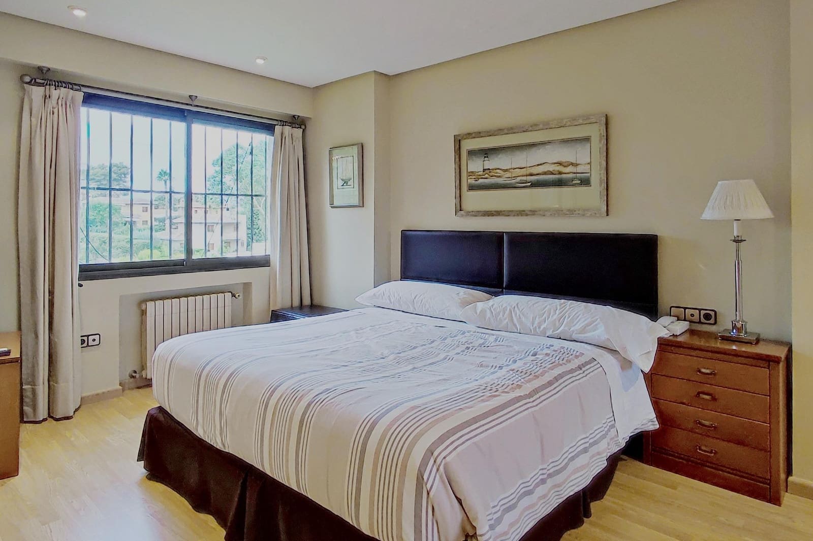 7 Zimmer Villa zu verkaufen in L'Eliana mit Pool Garage - 1.295.000 € (Ref: 9197840)