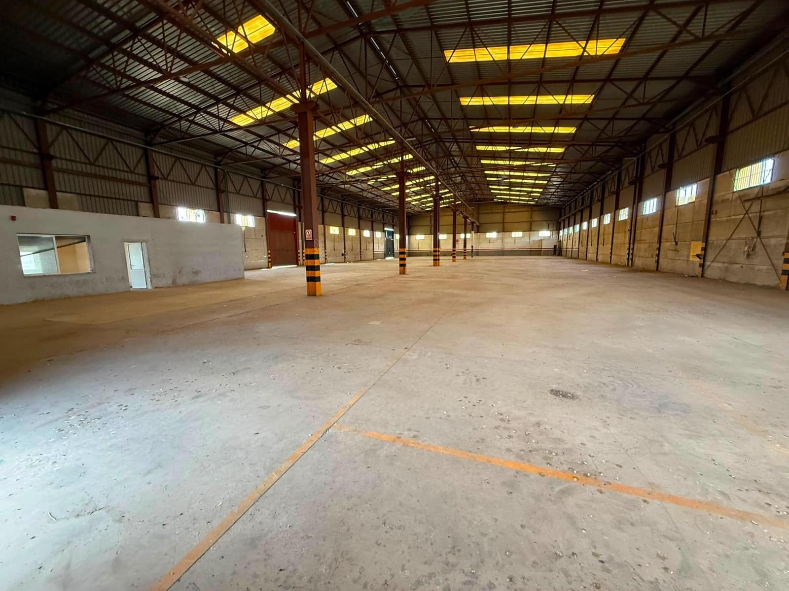 Business for sale in La Carolina - € 750,000 (Ref: 9204699)