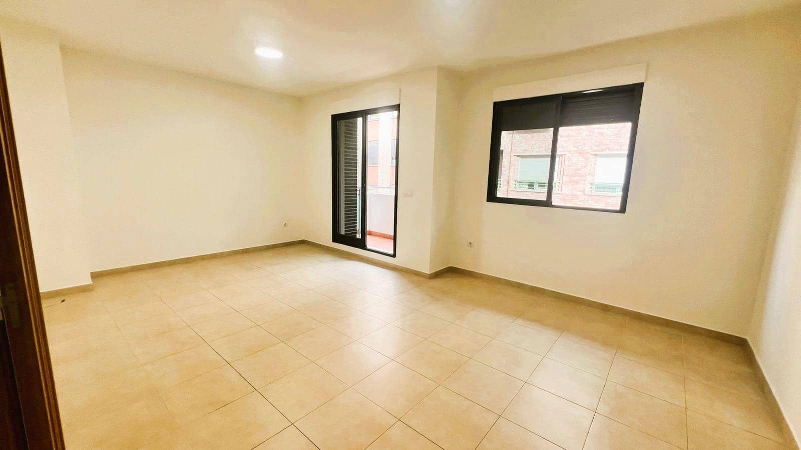 3 soveværelse Lejlighed til salg i Castello de la Plana - € 199.000 (Ref: 9226823)