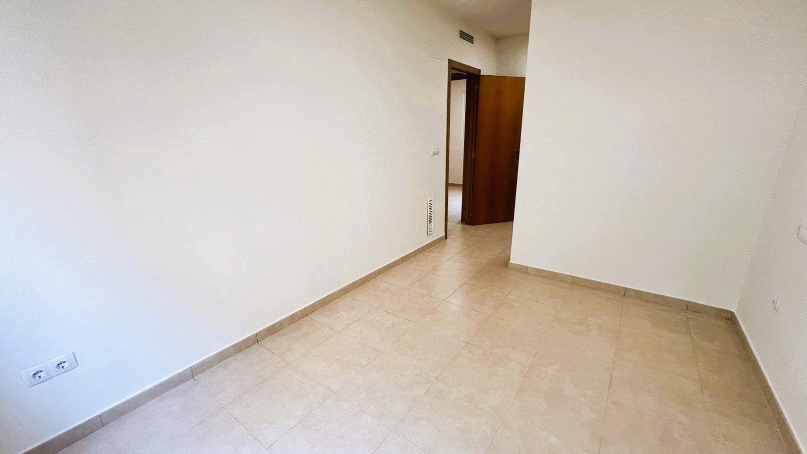 3 soveværelse Lejlighed til salg i Castello de la Plana - € 199.000 (Ref: 9226823)