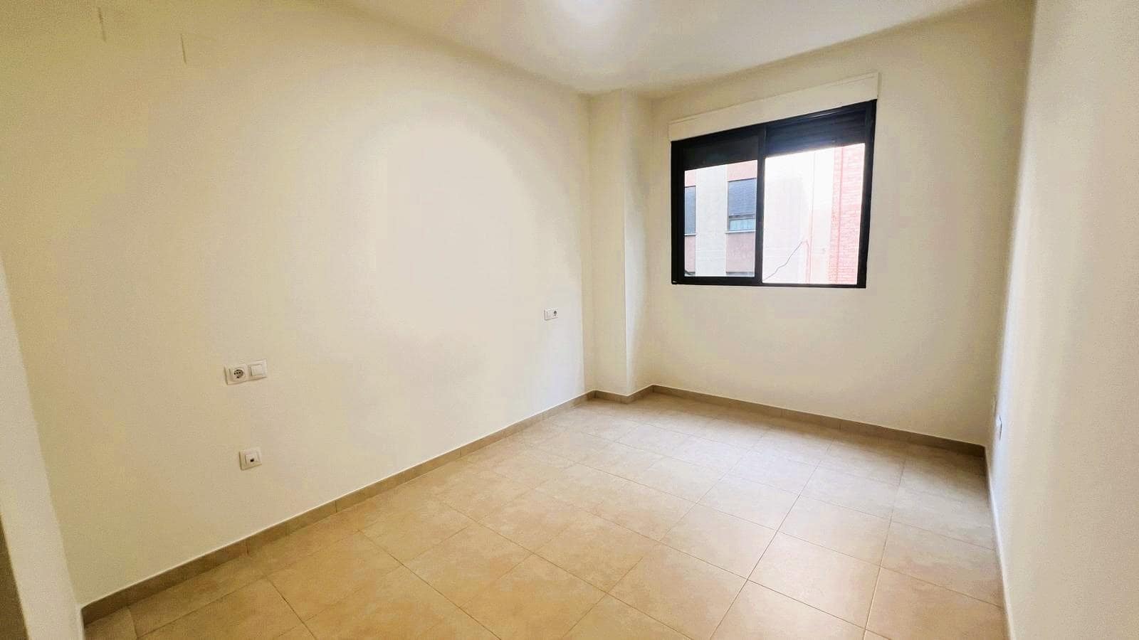 3 soveværelse Lejlighed til salg i Castello de la Plana - € 199.000 (Ref: 9226823)