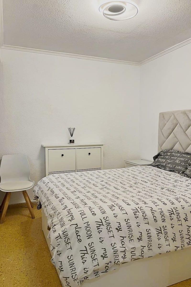 3 makuuhuone Huoneisto vuokrattavana paikassa El Perellonet - 850 € (Ref: 9240072)