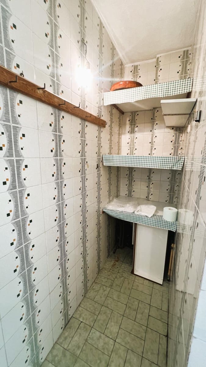 4 soveværelse Lejlighed til salg i Castello de la Plana med garage - € 180.000 (Ref: 9255386)