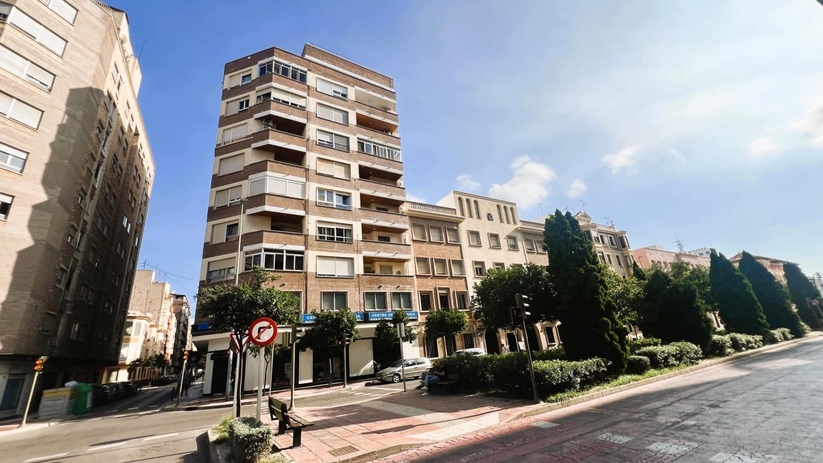 4 soveværelse Lejlighed til salg i Castello de la Plana med garage - € 180.000 (Ref: 9255386)