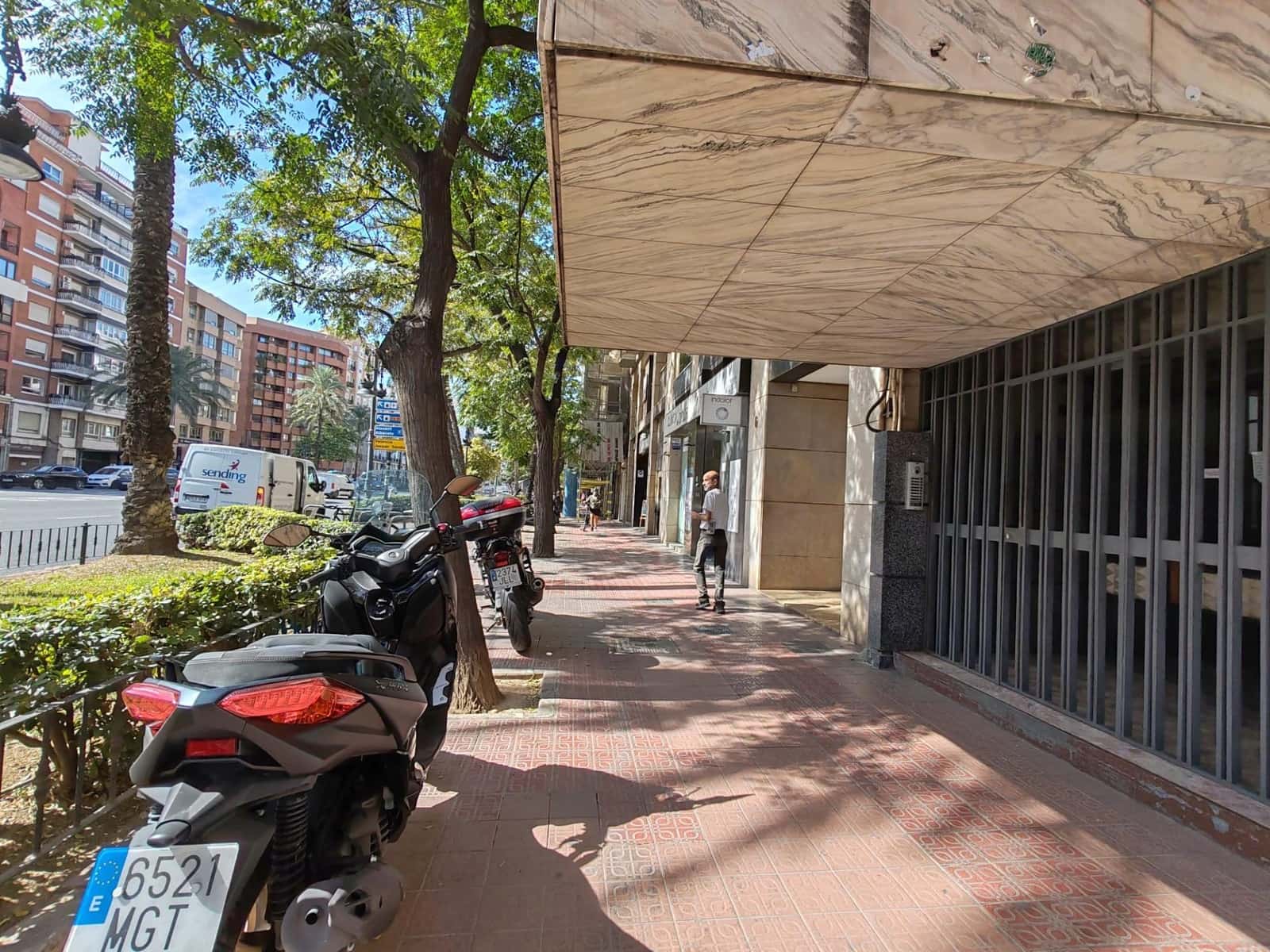 4 slaapkamer Flat te huur in Valencia stad - € 1.750 (Ref: 9257392)