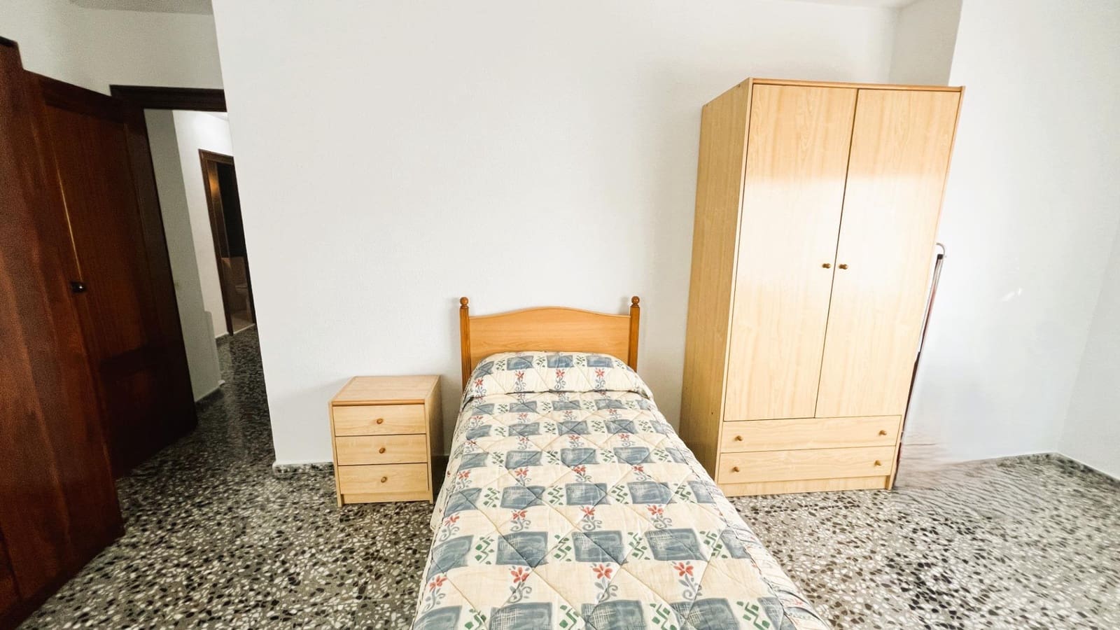 4 quarto Apartamento para venda em El Grau de Castello - 160 000 € (Ref: 9291706)