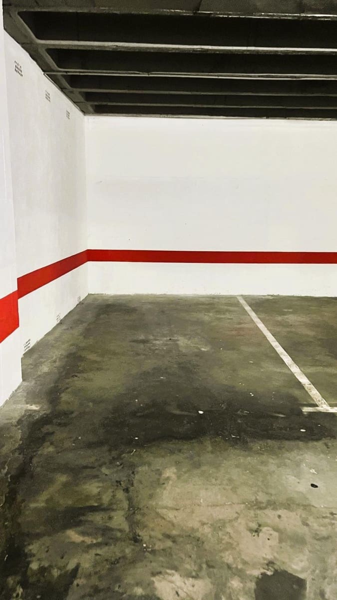 Garage te koop in Castello de la Plana - € 15.000 (Ref: 9338145)