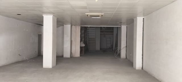 Commercial for rent in Este, Castelló de la Plana - € 2,300 (Ref: 9344899)