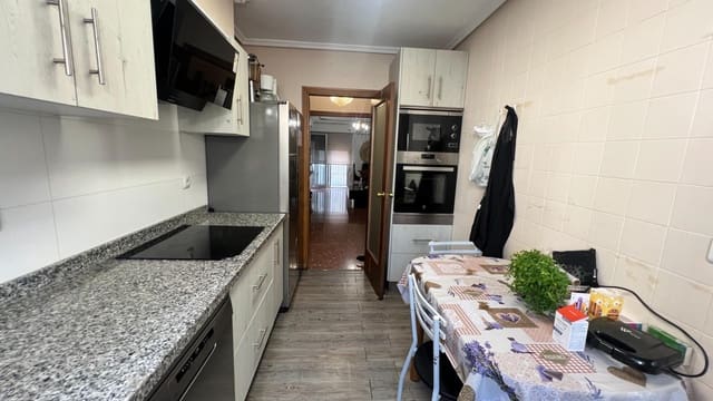 4 bedroom Flat for sale in Burriana / Borriana - € 154,000 (Ref: 9344901)