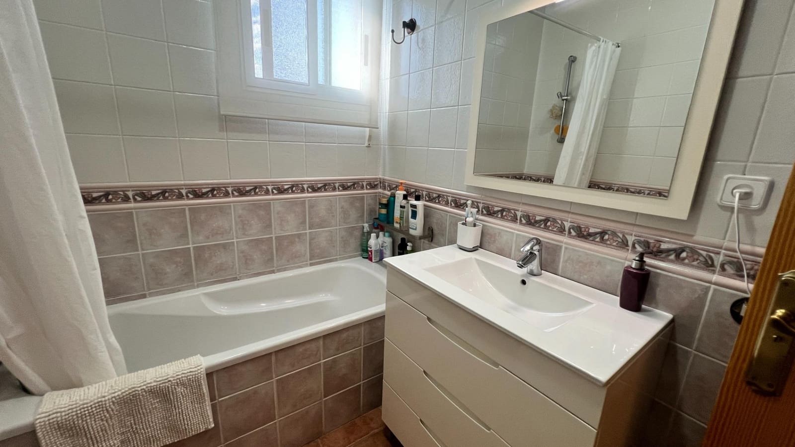 4 slaapkamer Finca/Landhuis te koop in Castello de la Plana met zwembad - € 375.000 (Ref: 9347442)