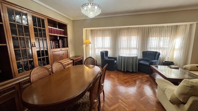 4 slaapkamer Flat te koop in Centro, Castelló de la Plana - € 170.000 (Ref: 9355947)