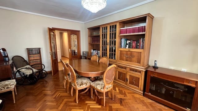 4 slaapkamer Flat te koop in Centro, Castelló de la Plana - € 170.000 (Ref: 9355947)