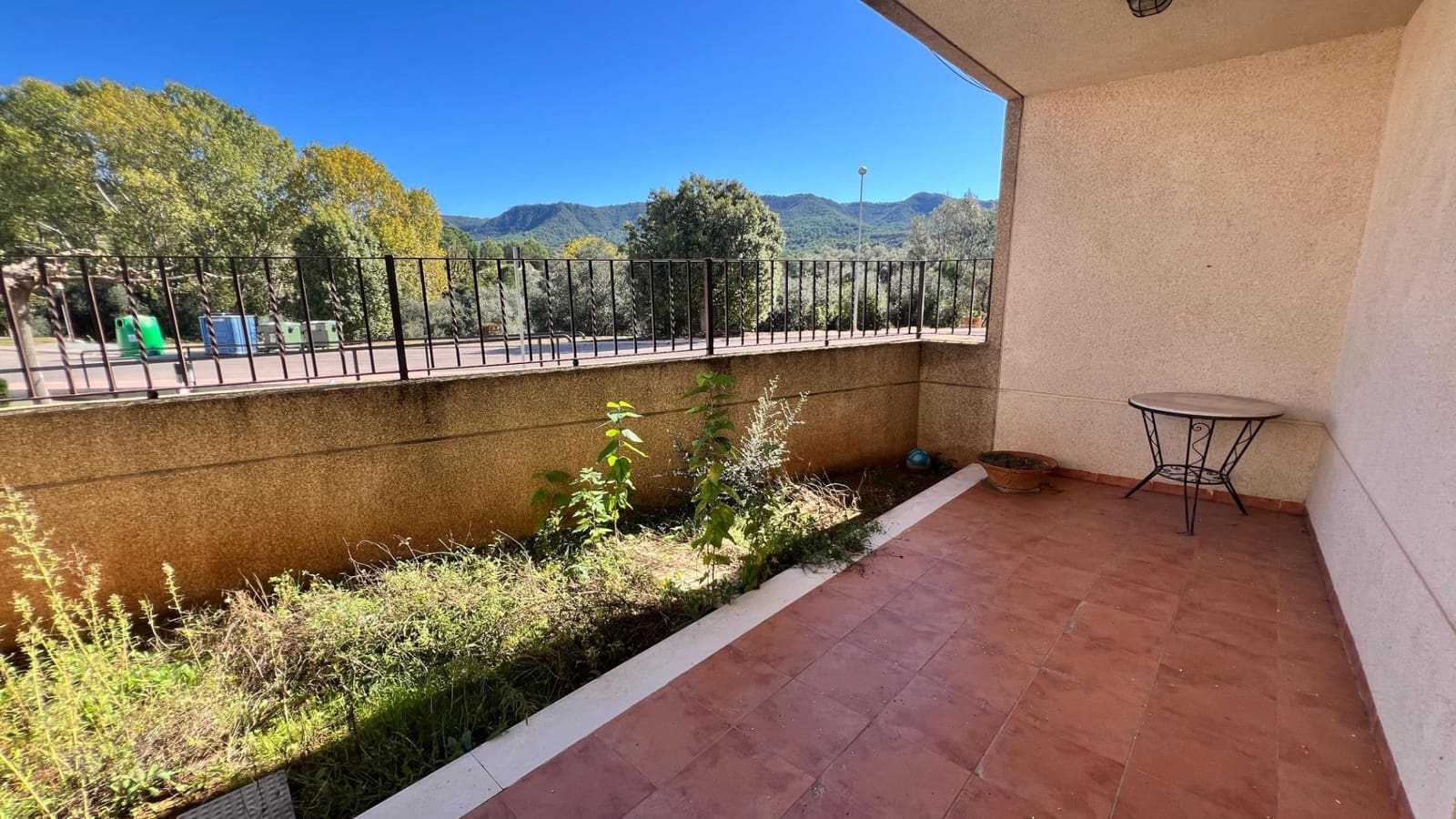 5 makuuhuone Rivitalo myytävänä paikassa La Pobla Tornesa mukana 
autotalli - 220 000 € (Ref: 9375411)