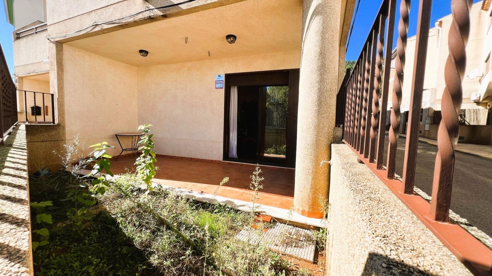 5 makuuhuone Rivitalo myytävänä paikassa La Pobla Tornesa mukana 
autotalli - 220 000 € (Ref: 9375411)