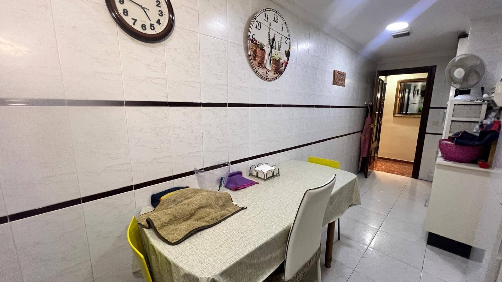 4 bedroom Flat for sale in Castello de la Plana - € 269,000 (Ref: 9403500)