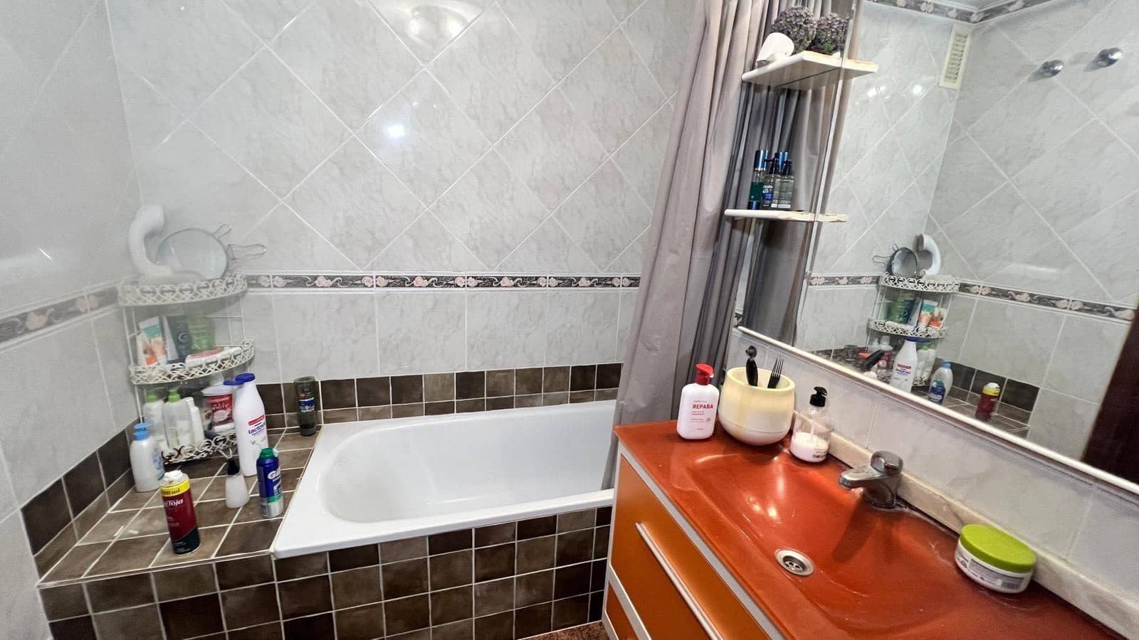 4 bedroom Flat for sale in Castello de la Plana - € 269,000 (Ref: 9403500)