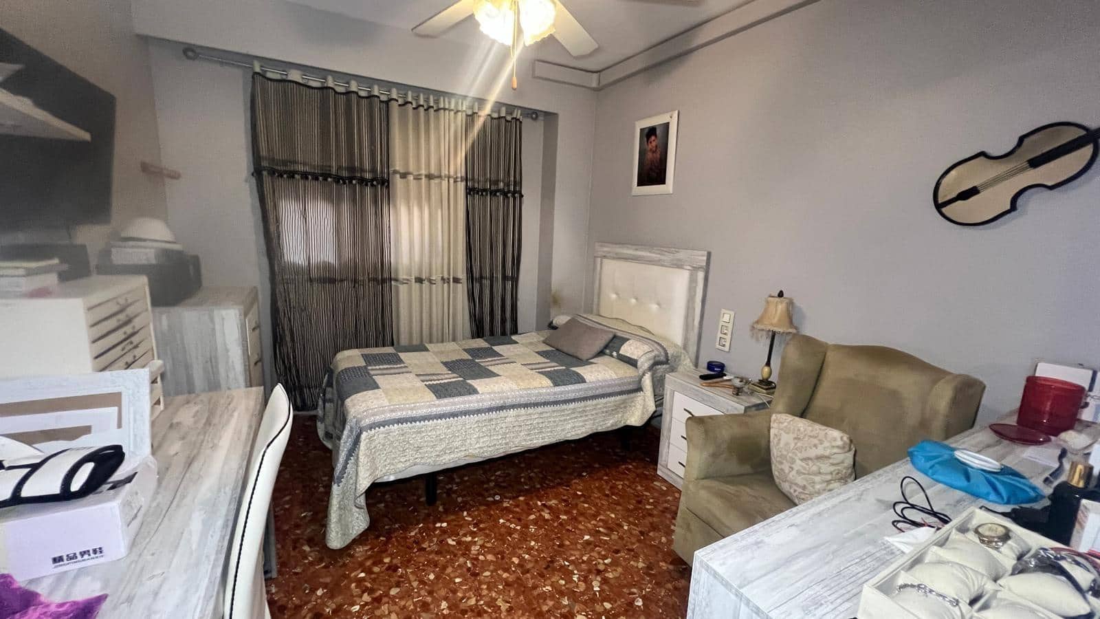 4 bedroom Flat for sale in Castello de la Plana - € 240,000 (Ref: 9403500)