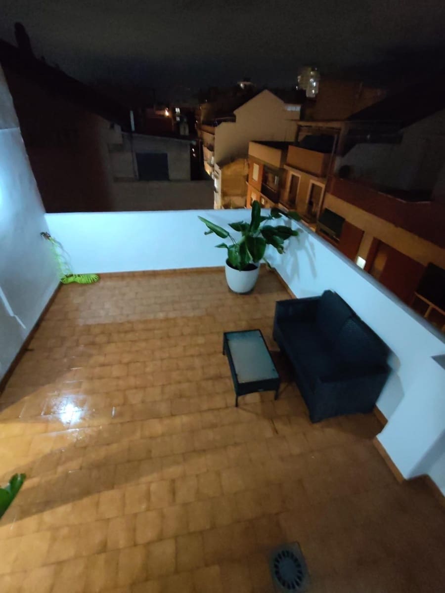 2 slaapkamer Penthouse te huur in Valencia stad - € 1.600 (Ref: 9417688)