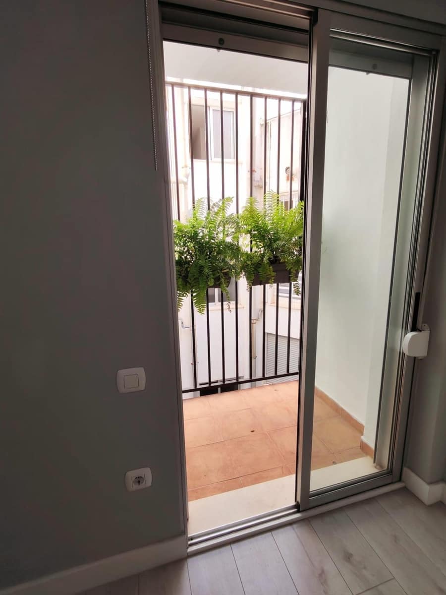 2 slaapkamer Penthouse te huur in Valencia stad - € 1.600 (Ref: 9417688)