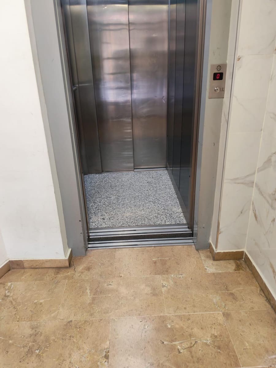 2 slaapkamer Penthouse te huur in Valencia stad - € 1.600 (Ref: 9417688)