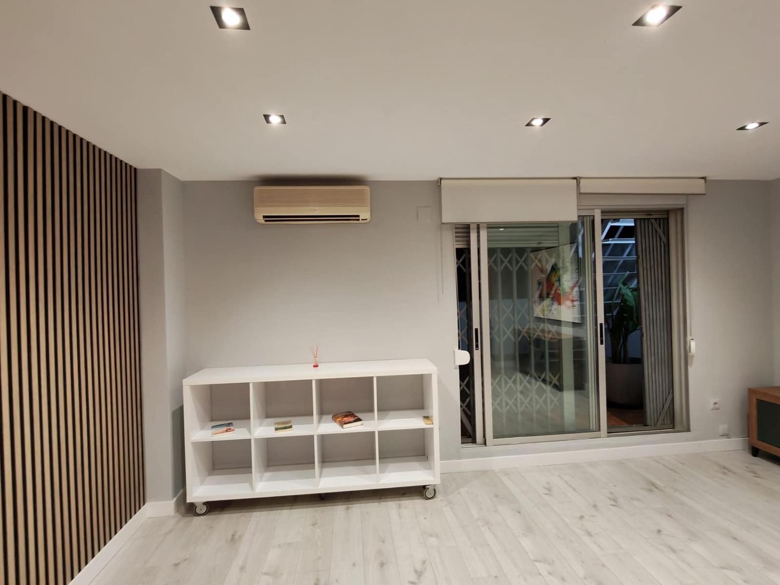 2 slaapkamer Penthouse te huur in Valencia stad - € 1.600 (Ref: 9417688)